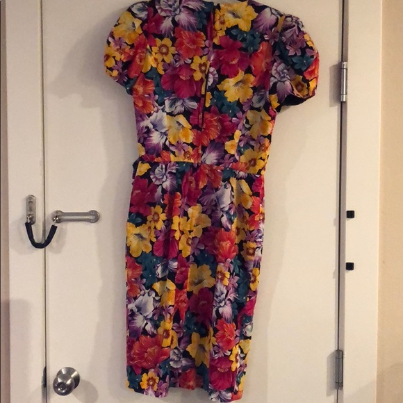 Vintage Floral Dress - Picture 4 of 5